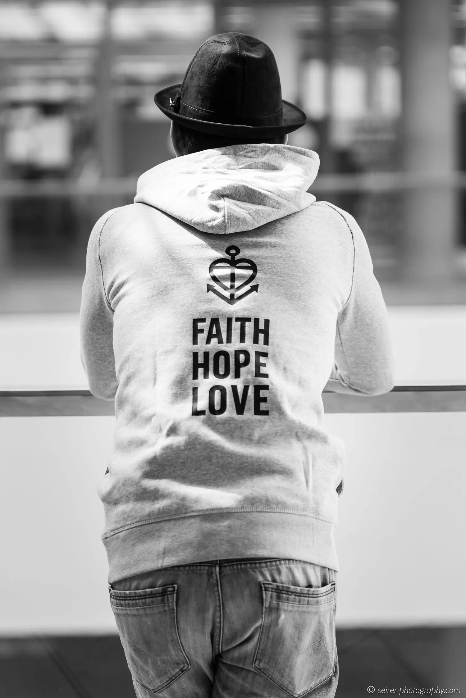 Issa für das Glaube - Liebe - Hoffnung Projekt