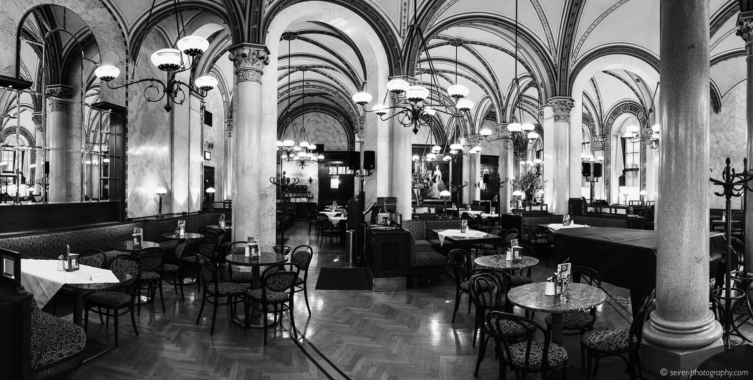 Café Central, 2016