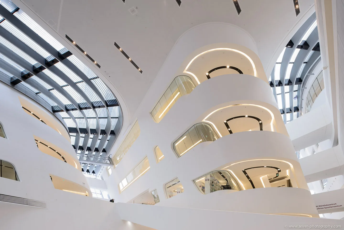 Library & Learning Center, WU Wien
